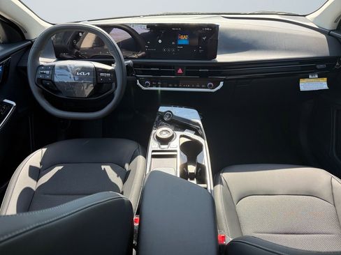 New 2025 Kia EV6 Light w/ Light LR Technology Package AWD/4WD image 10