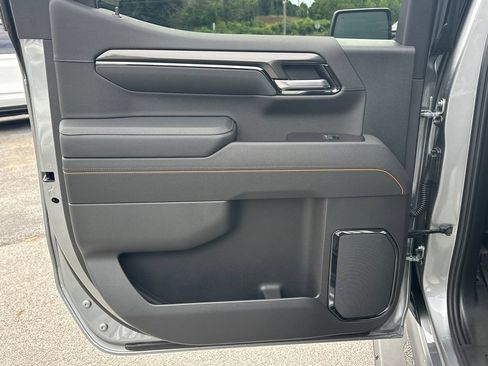 New 2026 GMC Sierra 1500 AT4 w/ Technology Package AWD/4WD image 22