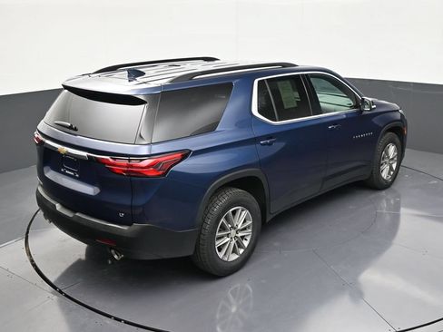 Used 2023 Chevrolet Traverse LT FWD image 16