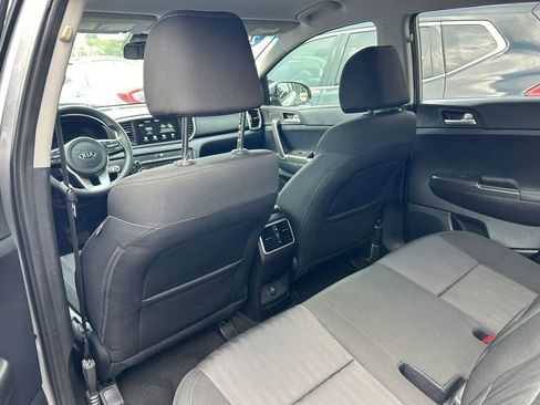 Used 2021 Kia Sportage LX FWD image 9