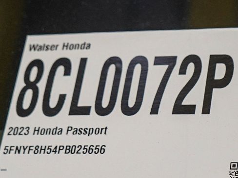 Used 2023 Honda Passport EX-L image 32