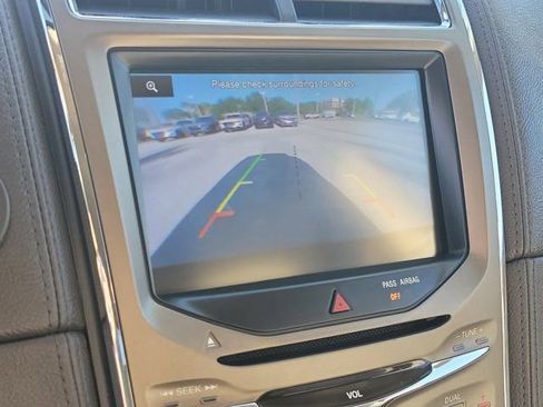 Used 2013 Lincoln MKX FWD image 34