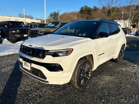 Used 2024 Jeep Compass Limited w/ High Altitude Package image 1