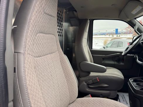 Used 2025 Chevrolet Express 2500 Extended w/ Communications Package image 12