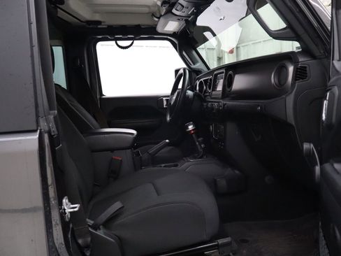 Used 2023 Jeep Wrangler Sport image 30