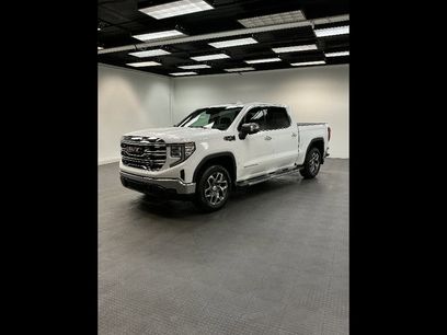 New 2026 GMC Sierra 1500 SLT w/ SLT Premium Package