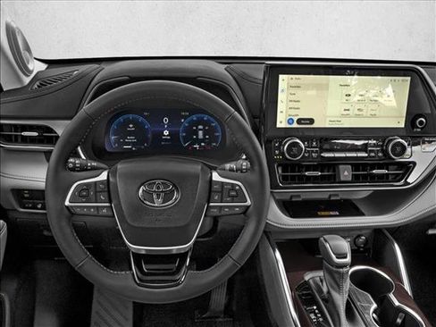 New 2026 Toyota Highlander Limited image 4