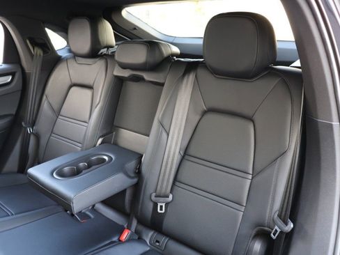 Used 2021 Porsche Cayenne S AWD/4WD image 21