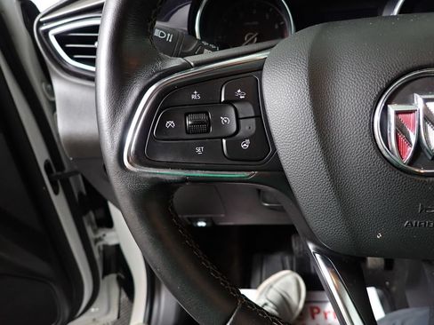 Used 2021 Buick Encore GX Essence AWD/4WD image 26