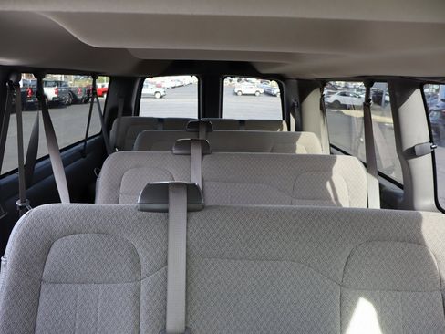 Used 2025 Chevrolet Express 3500 LS image 17