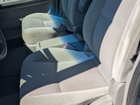Used 2004 Ford Freestar SEL FWD image 7