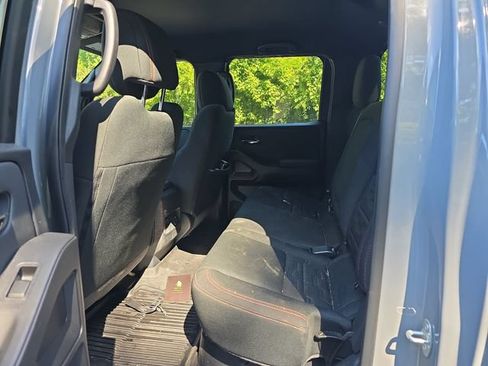 Used 2024 Nissan Frontier PRO-4X w/ Pro Convenience Package AWD/4WD image 13