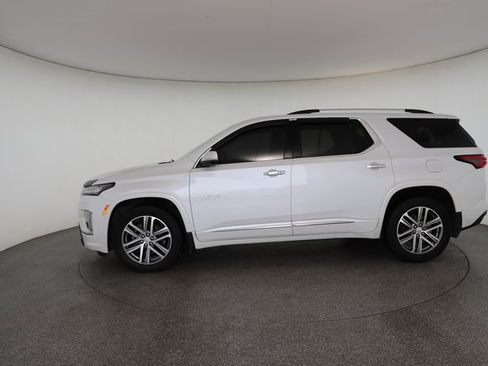 Used 2024 Chevrolet Traverse High Country image 6