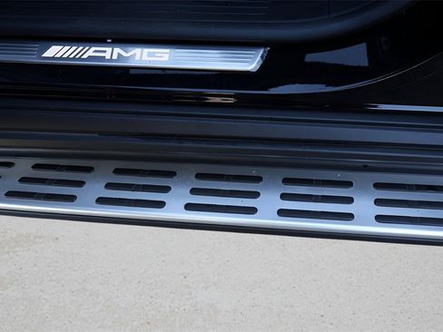 Used 2022 Mercedes-Benz GLE 53 AMG GLE 53 AMG image 11