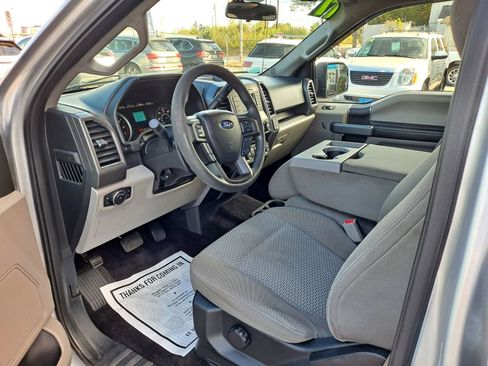 Used 2017 Ford F150 XLT AWD/4WD image 7