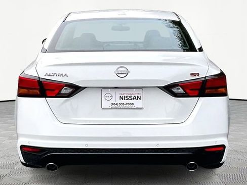Used 2023 Nissan Altima 2.5 SR image 6