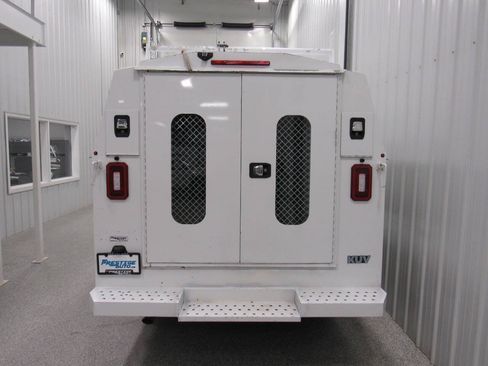 Used 2018 Chevrolet Express 3500 w/ Power Convenience Package RWD image 12