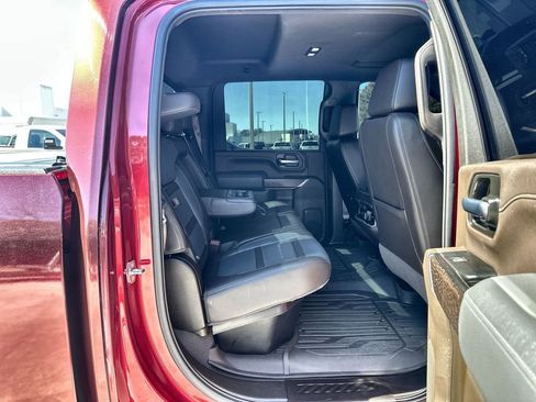 Certified 2022 GMC Sierra 3500 Denali w/ Denali Ultimate Package image 27
