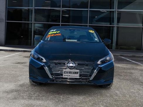 Used 2025 Nissan Altima 2.5 SL image 3