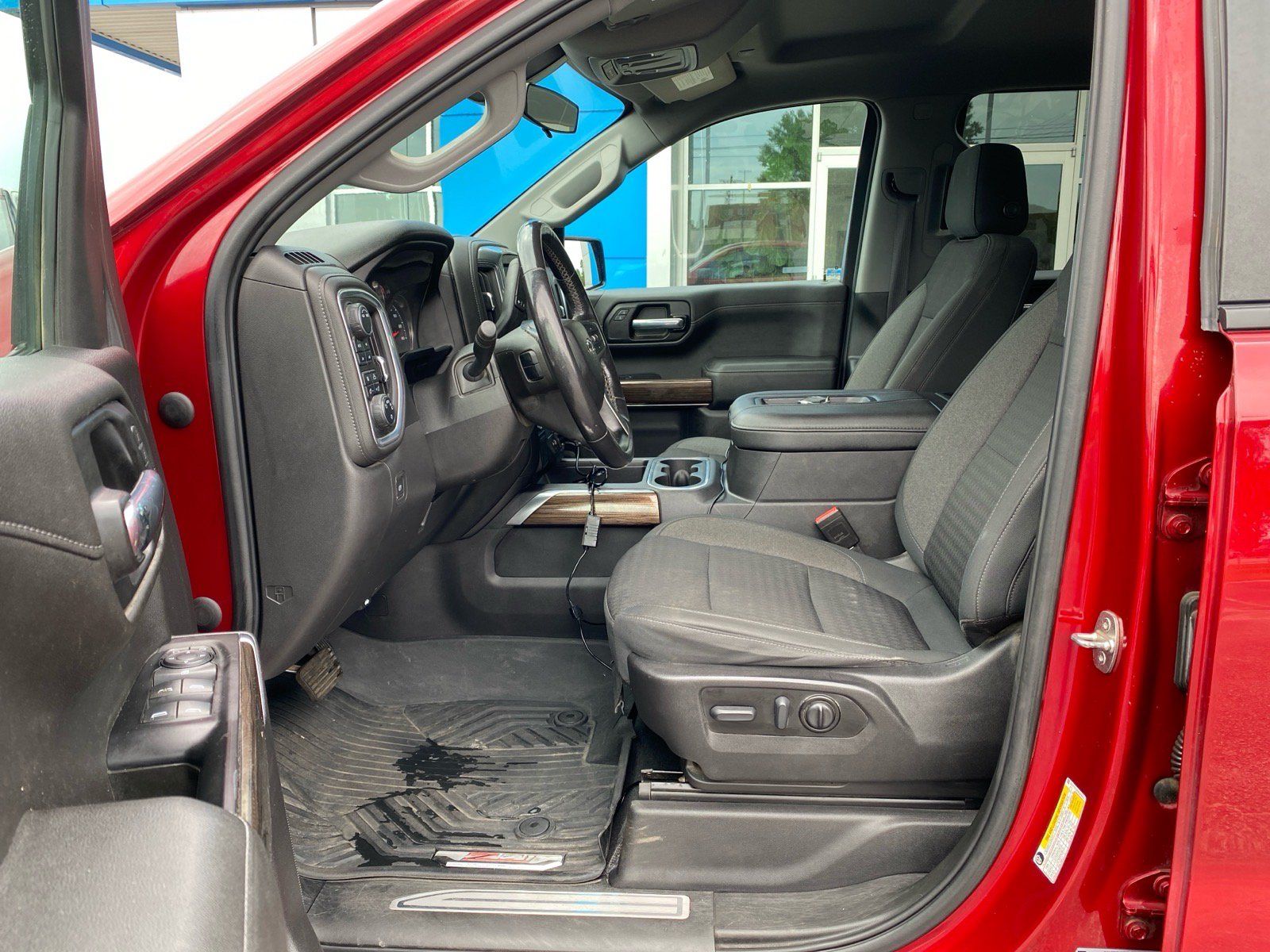 Used 2021 Chevrolet Silverado 1500 LT Trail Boss w/ Bed Protection Package AWD/4WD image 14