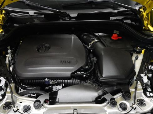 Certified 2025 MINI Cooper S image 28