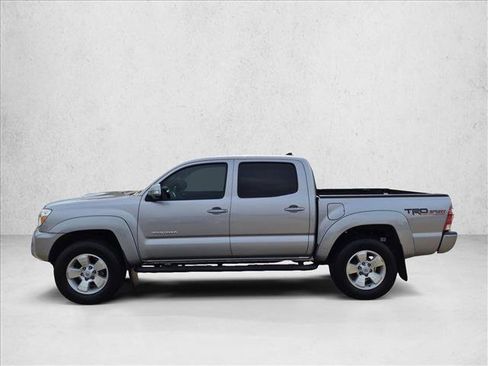 Used 2015 Toyota Tacoma PreRunner w/ TRD Sport Package RWD image 7