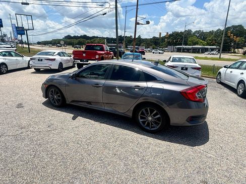 Used 2019 Honda Civic EX image 19