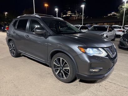 Used 2018 Nissan Rogue SL w/ Premium Package