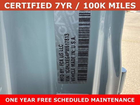 Used 2023 Jeep Wrangler Unlimited Sahara AWD/4WD image 29