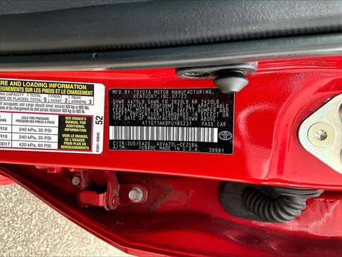 Used 2023 Toyota Camry SE FWD image 9