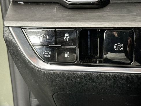 Used 2025 Kia Sportage X-Line AWD/4WD image 25