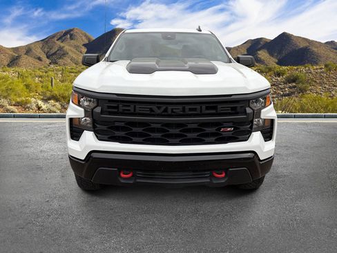 Used 2023 Chevrolet Silverado 1500 Custom Trail Boss AWD/4WD image 6