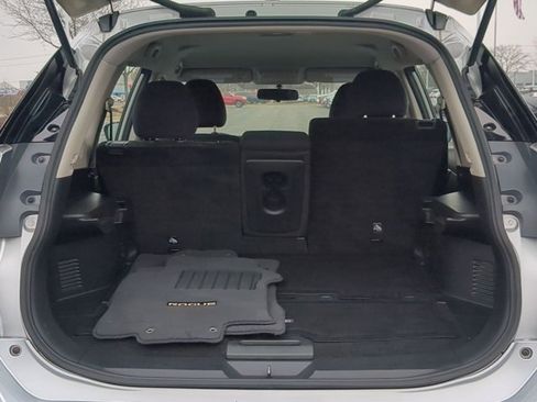 Used 2016 Nissan Rogue S image 15