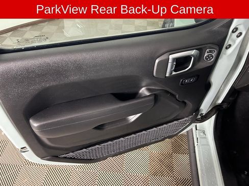 Used 2023 Jeep Wrangler Unlimited Sport AWD/4WD image 13