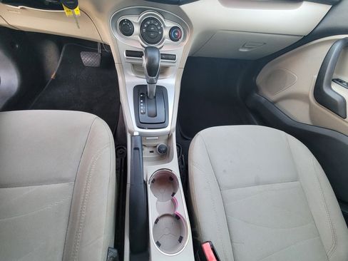 Used 2016 Ford Fiesta SE image 33