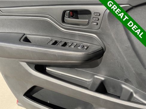 Used 2025 Honda Odyssey Sport-L image 30
