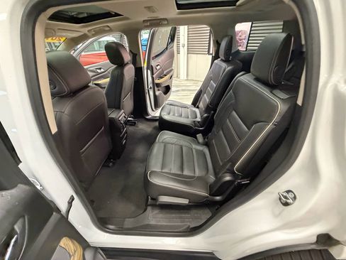 Used 2017 GMC Acadia Denali w/ Technology Package AWD/4WD image 60