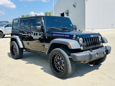 Used 2016 Jeep Wrangler Unlimited Sport w/ Quick Order Package 24S AWD/4WD image 23