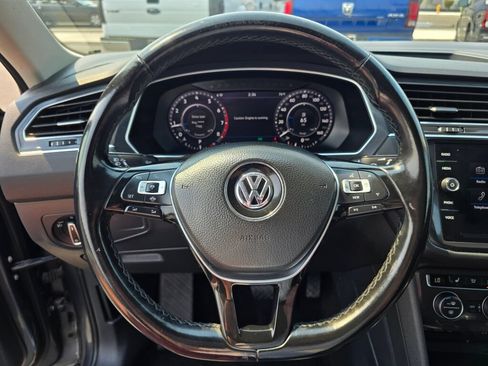 Used 2019 Volkswagen Tiguan SEL FWD image 26