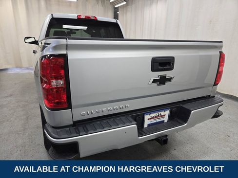 Used 2018 Chevrolet Silverado 1500 Custom w/ Custom Value Package AWD/4WD image 40