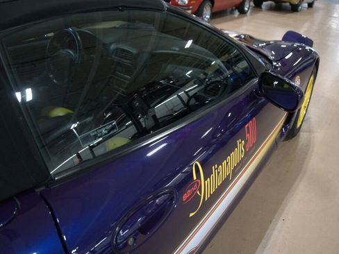 Used 1998 Chevrolet Corvette Convertible w/ Memory Pkg image 24