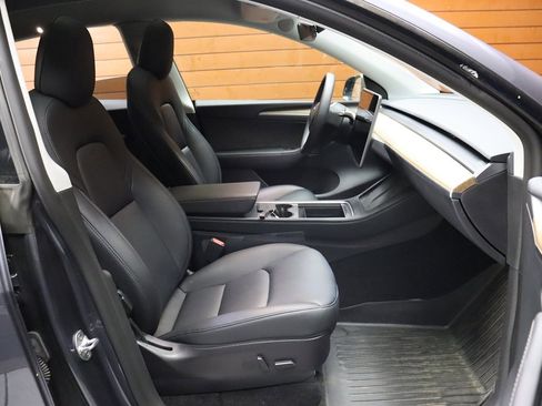 Used 2022 Tesla Model Y Performance image 69