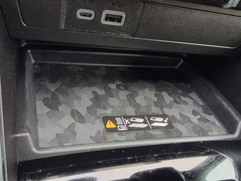 Used 2025 GMC Canyon AT4 image 44