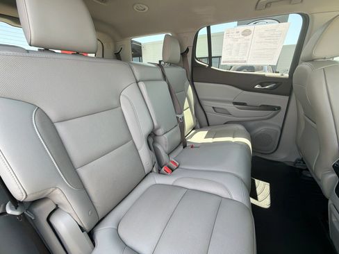 Used 2019 GMC Acadia SLT AWD/4WD image 10
