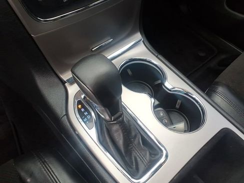 Used 2018 Jeep Grand Cherokee Altitude image 25