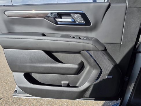 New 2026 Chevrolet Tahoe LT w/ Comfort Package image 18