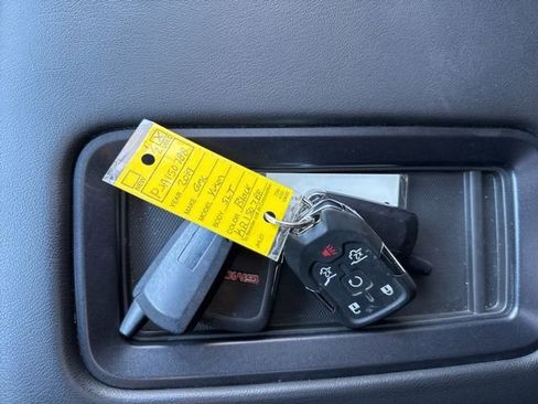 Used 2019 GMC Yukon SLT image 10