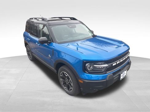 New 2025 Ford Bronco Sport Outer Banks w/ Outer Banks Tech Package+ image 8