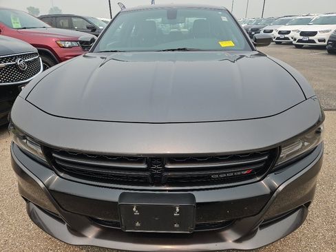 Used 2018 Dodge Charger GT AWD/4WD image 2