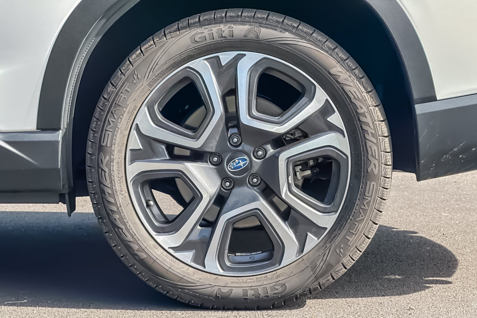 Used 2023 Subaru Ascent Limited AWD/4WD image 40